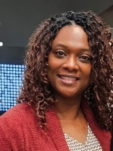 Youlonda Vantrees, Chapter President